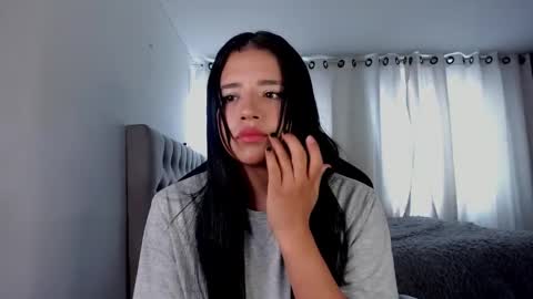 aliice_walker_ online show from 9, 3, 2026