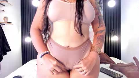 Ali Johansonn online show from 17, 10, 2025