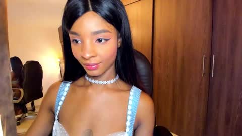 Snapshot of alika_houston chatting on 10, 9, 2025 IG Alik nasso online show from 10, 9, 2025