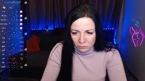 Snapshot of alika_lorens_talk chatting on 16, 12, 2024 Alika online show from 16, 12, 2024