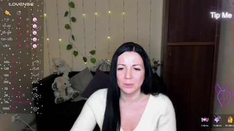 Snapshot of alika_lorens_talk chatting on 24, 1, 2025 Alika online show from 24, 1, 2025