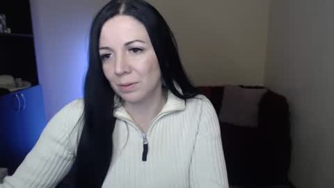 Snapshot of alika_lorens_talk chatting on 11, 2, 2025 Alika online show from 11, 2, 2025