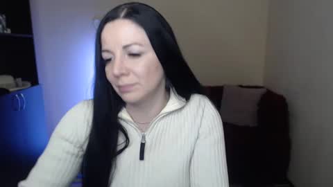 Snapshot of alika_lorens_talk chatting on 11, 2, 2025 Alika online show from 11, 2, 2025