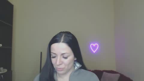 Snapshot of alika_lorens_talk chatting on 20, 2, 2025 Alika online show from 20, 2, 2025