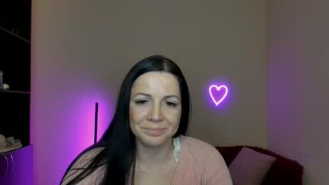 Snapshot of alika_lorens_talk chatting on 2, 3, 2025 Alika online show from 2, 3, 2025