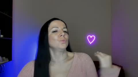 Snapshot of alika_lorens_talk chatting on 3, 3, 2025 Alika online show from 3, 3, 2025