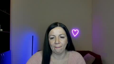 Snapshot of alika_lorens_talk chatting on 4, 3, 2025 Alika online show from 4, 3, 2025