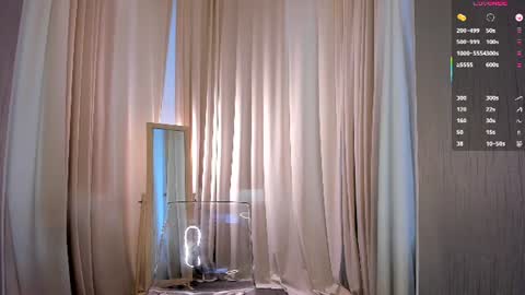 Snapshot of alika_shy chatting on 20, 6, 2026 alika shy online show from 20, 6, 2026