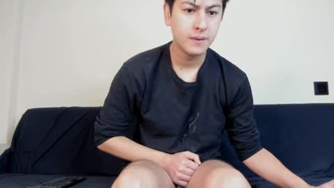 Snapshot of alikuskya chatting on 22, 4, 2026 Dan online show from 22, 4, 2026