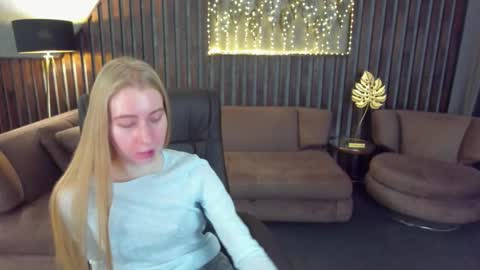 Snapshot of alina__blonde chatting on 27, 2, 2026 Alina online show from 27, 2, 2026