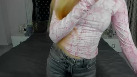 Snapshot of alina__blonde chatting on 28, 2, 2026 Alina online show from 28, 2, 2026