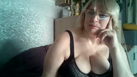 Aline LoveFlowers online show from 17, 12, 2025