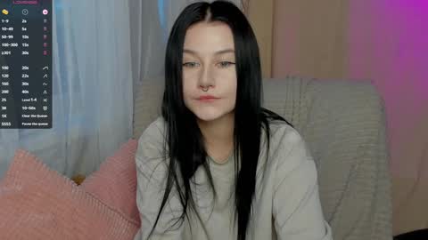 Snapshot of alinegreeeen chatting on 10, 1, 2025 Aline Greeeen online show from 10, 1, 2025