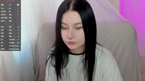 Snapshot of alinegreeeen chatting on 31, 1, 2025 Aline Greeeen online show from 31, 1, 2025