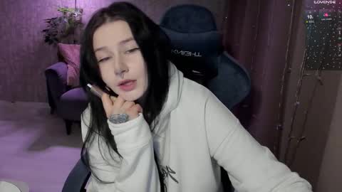 Aline Greeeen online show from 19, 3, 2026