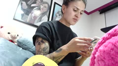 alipetite online show from 12, 11, 2025