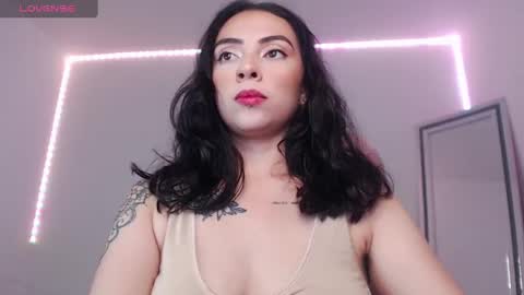 Alejandra online show from 2, 3, 2025