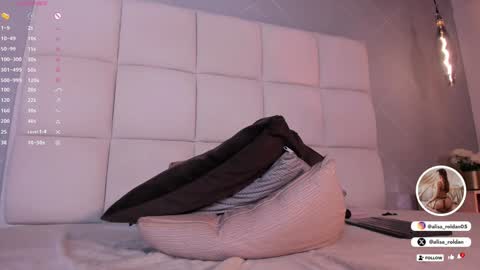 Snapshot of alisa_roldan chatting on 13, 1, 2025 online show from 13, 1, 2025
