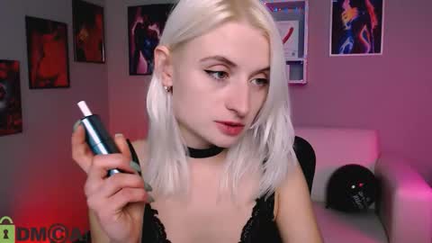 Snapshot of alisabliss chatting on 21, 10, 2025 Alisa online show from 21, 10, 2025