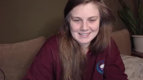 Snapshot of alisaxxxshy chatting on 21, 11, 2025 alisaxxxshy online show from 21, 11, 2025