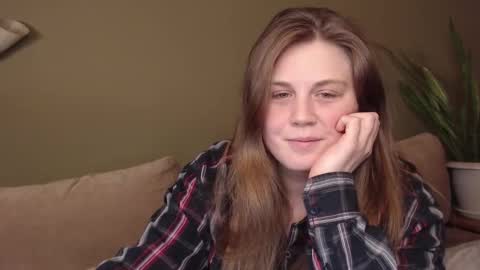 Snapshot of alisaxxxshy chatting on 25, 11, 2025 alisaxxxshy online show from 25, 11, 2025