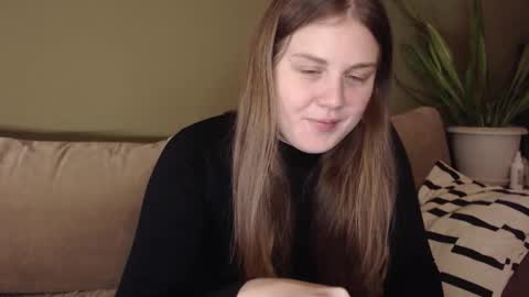 Snapshot of alisaxxxshy chatting on 21, 12, 2025 alisaxxxshy online show from 21, 12, 2025