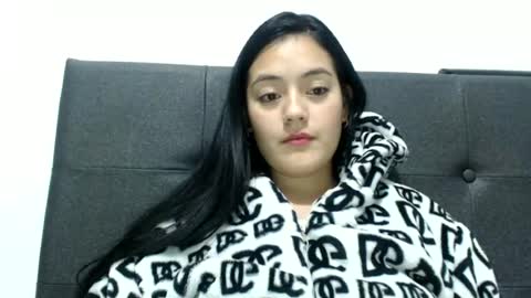 Snapshot of alisha_9997 chatting on 19, 6, 2026 alisha_9997 online show from 19, 6, 2026