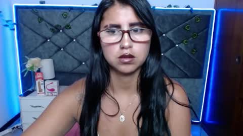alisha_gamskar13 online show from 16, 4, 2026