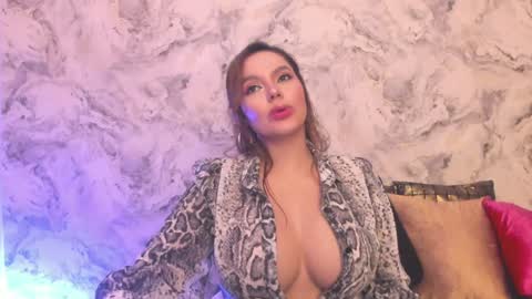 Snapshot of alisha_indira_ chatting on 3, 12, 2024 Andrea online show from 3, 12, 2024