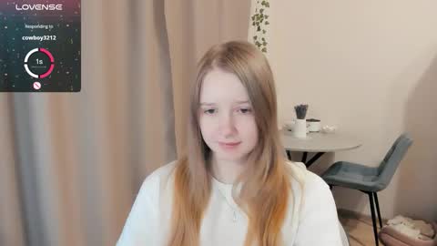 Alya online show from 4, 11, 2025