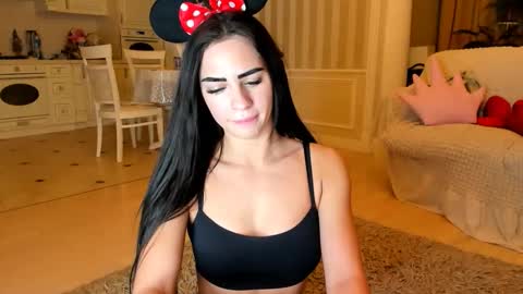 AlishaSwiss online show from 16, 12, 2025