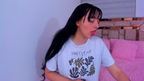 Snapshot of alisia_rose chatting on 20, 1, 2025 Alice online show from 20, 1, 2025