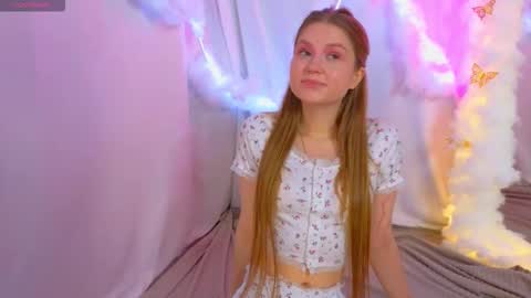 Alisia online show from 9, 9, 2025