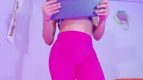 Alisia online show from 9, 12, 2024