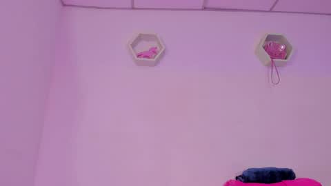 Alisia online show from 29, 1, 2025