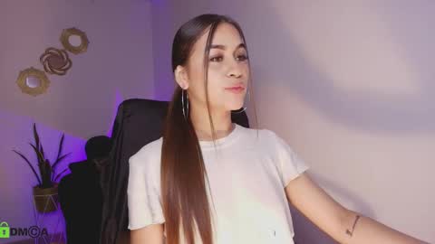 Snapshot of aliss_es chatting on 10, 10, 2025 ALISS online show from 10, 10, 2025