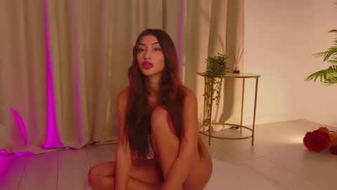 alissa_foxx online show from 28, 10, 2025