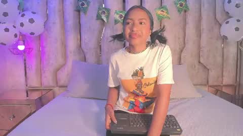 Snapshot of alisse_myers chatting on 24, 6, 2026 alisse_myers online show from 24, 6, 2026