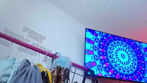 alissesallie_ online show from 14, 2, 2026