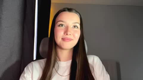 Annie online show from 19, 11, 2025