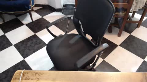 Alix online show from 5, 11, 2025