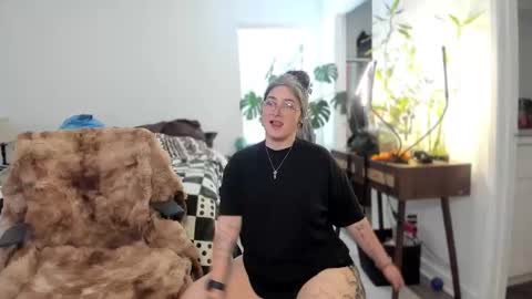 alix_valentine online show from 7, 11, 2025