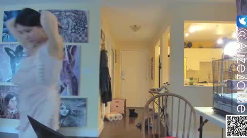 Alize Zaide online show from 3, 3, 2025