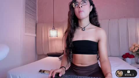 Snapshot of alizza_ chatting on 11, 2, 2026 alizza_ online show from 11, 2, 2026