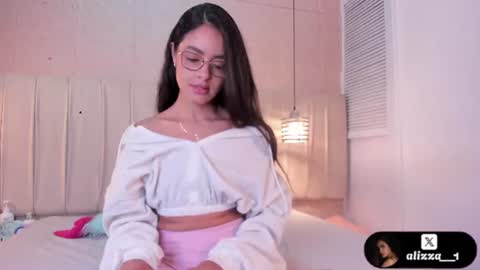 Snapshot of alizza_ chatting on 13, 7, 2026 alizza_ online show from 13, 7, 2026