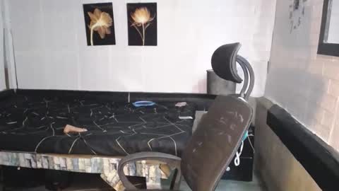 trina online show from 12, 9, 2025