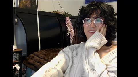 Snapshot of alleg359 chatting on 5, 11, 2025 Sweetener online show from 5, 11, 2025