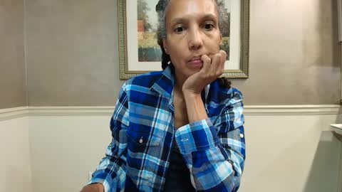 wishlist on bio online show from 1, 10, 2025