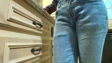 wishlist on bio online show from 25, 11, 2025