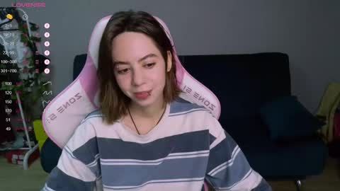 Snapshot of allie_hazie chatting on 21, 1, 2025 alice online show from 21, 1, 2025